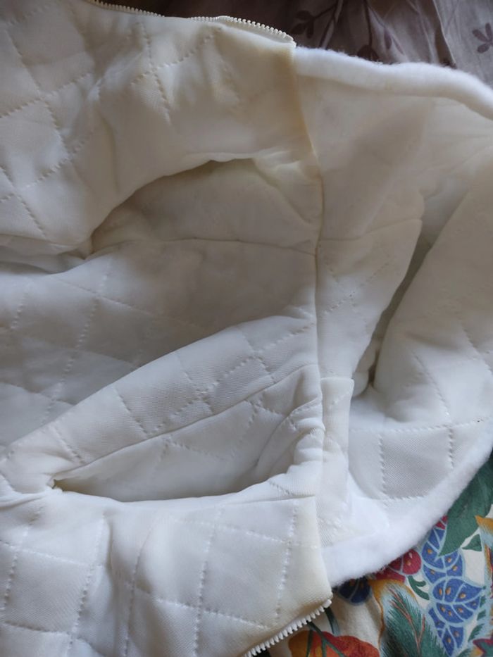 Veste gilet bonnet chaussettes - photo numéro 8