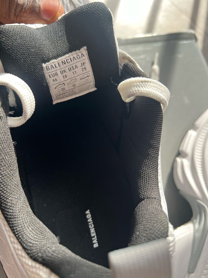 Balenciaga - photo numéro 9