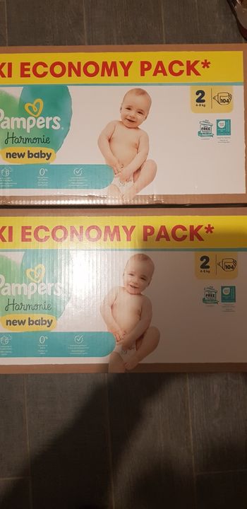 Couches  Pampers  harmonie  taille  2 