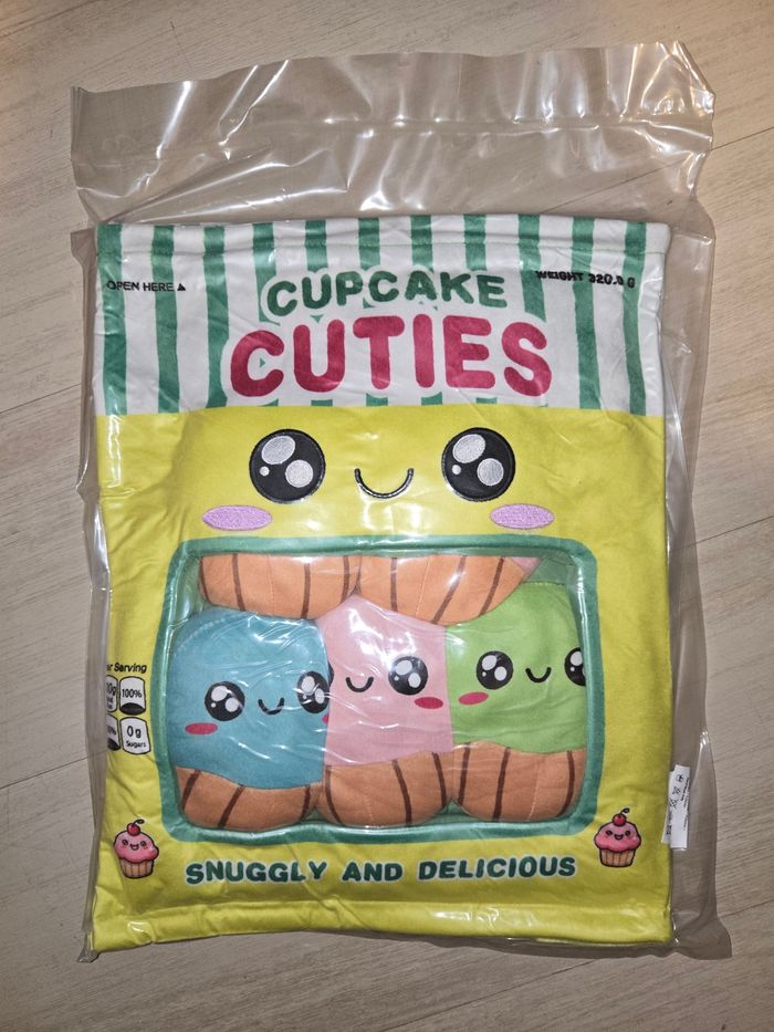 Coussin peluche kawaii neuf