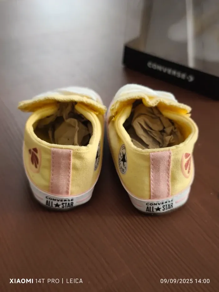 Converse jaune T20 - photo numéro 3