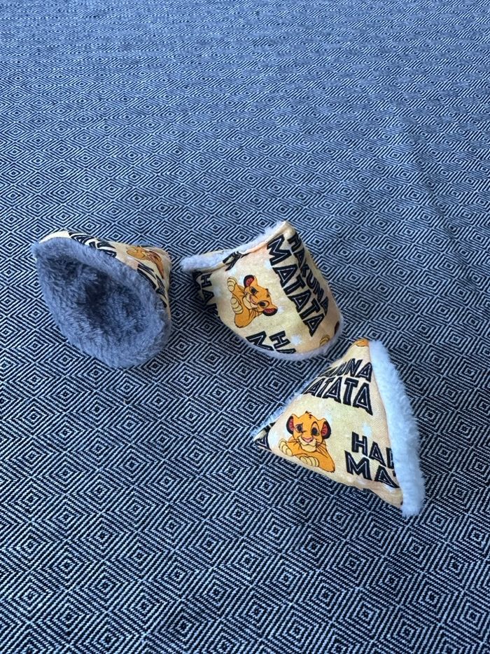 Lot de 3 pare pipi motifs roi lion Disney - photo numéro 2