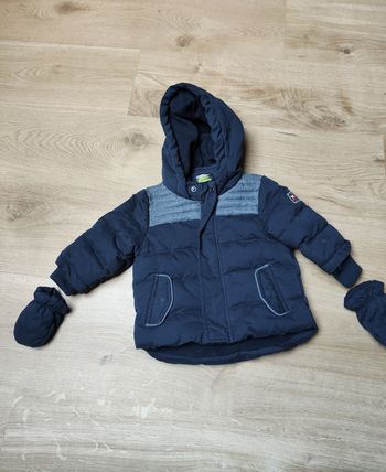 Manteau chaud avec moufles tape à l oeil 9mois