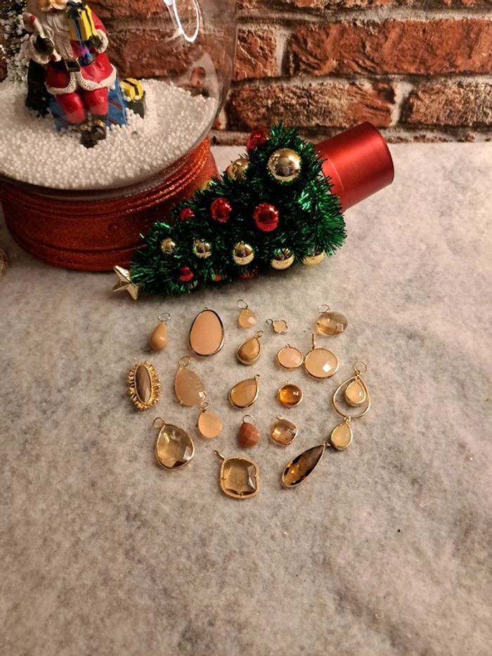 Lot de pendentifs orangé marron clair et beige - photo numéro 2