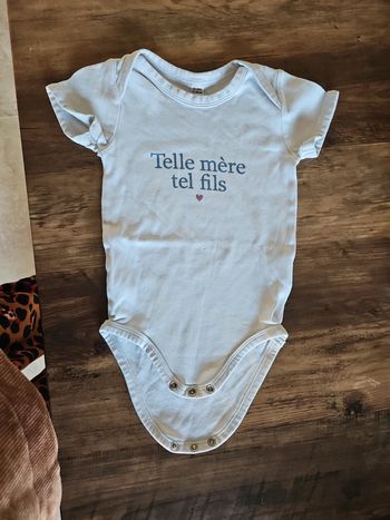Body 12mois