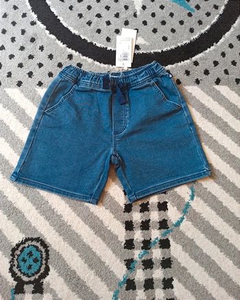 Short en denim Neuf - Taille 6 ans