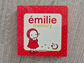 Jeu de société memory Emilie éditions Casterman