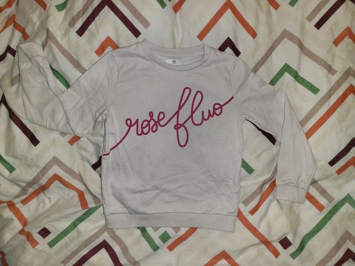 Sweat texte "rose fluo" 8 ans