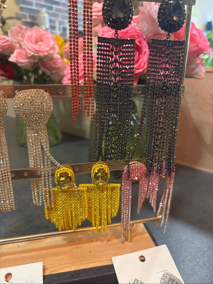 Lot 11 paires de boucles d oreilles + portant - photo numéro 6