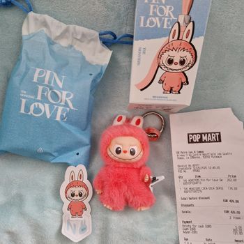 Labubu popmart Pin for love lettre N
