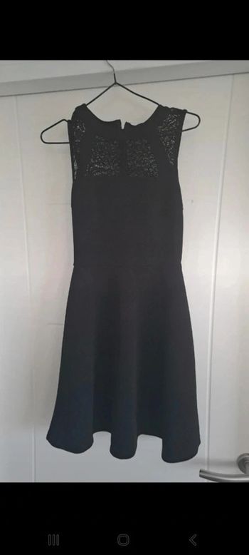Petite robe noire Jennyfer XS