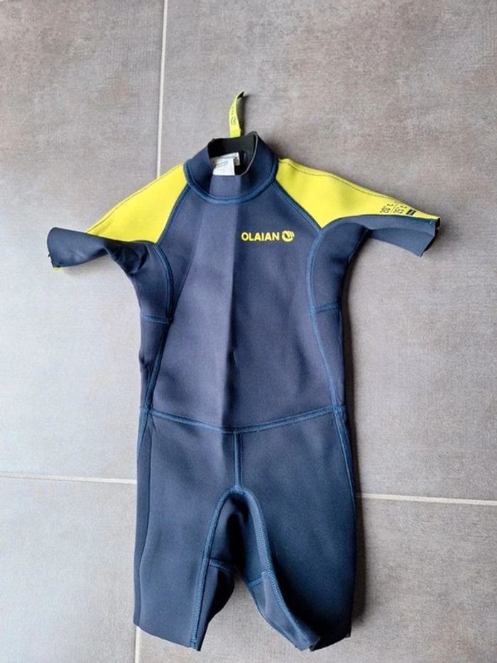 Combinaison surf shorty Olaian 4 ans