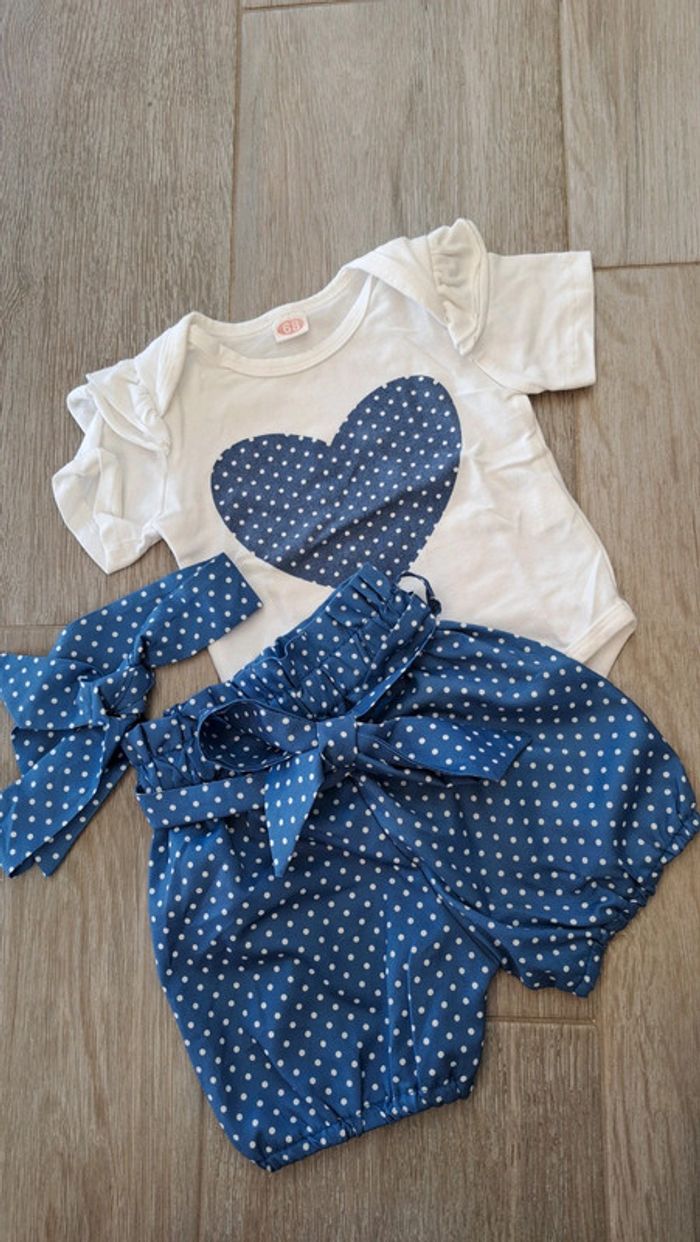 Ensemble short et bodie