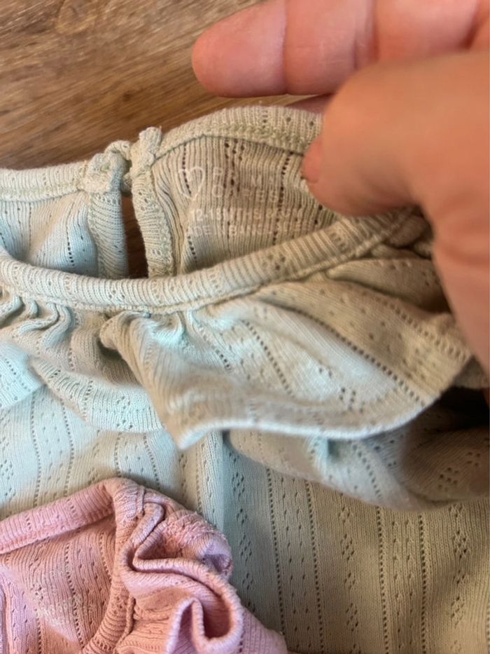 Lot de hauts froufrou - photo numéro 2