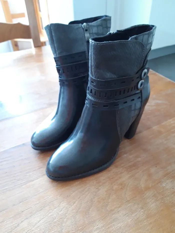 Bottines taille 38 - photo numéro 2