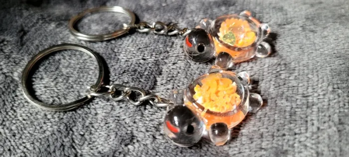 Lot de porte-clés tortues orange fluo - photo numéro 4