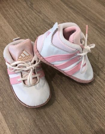 Chaussures / Baskets Adidas Pointure 18