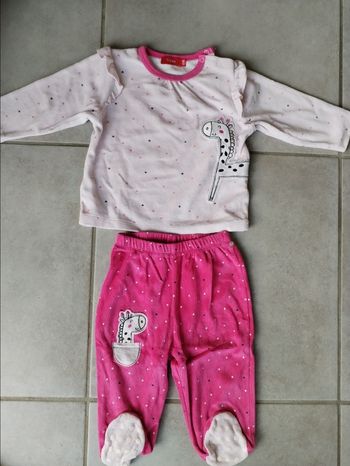 Pyjama 2 pièces, taille 12 mois
