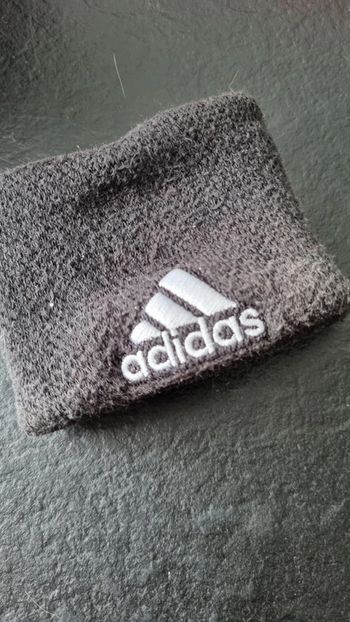 Poignet éponge sport Adidas noir