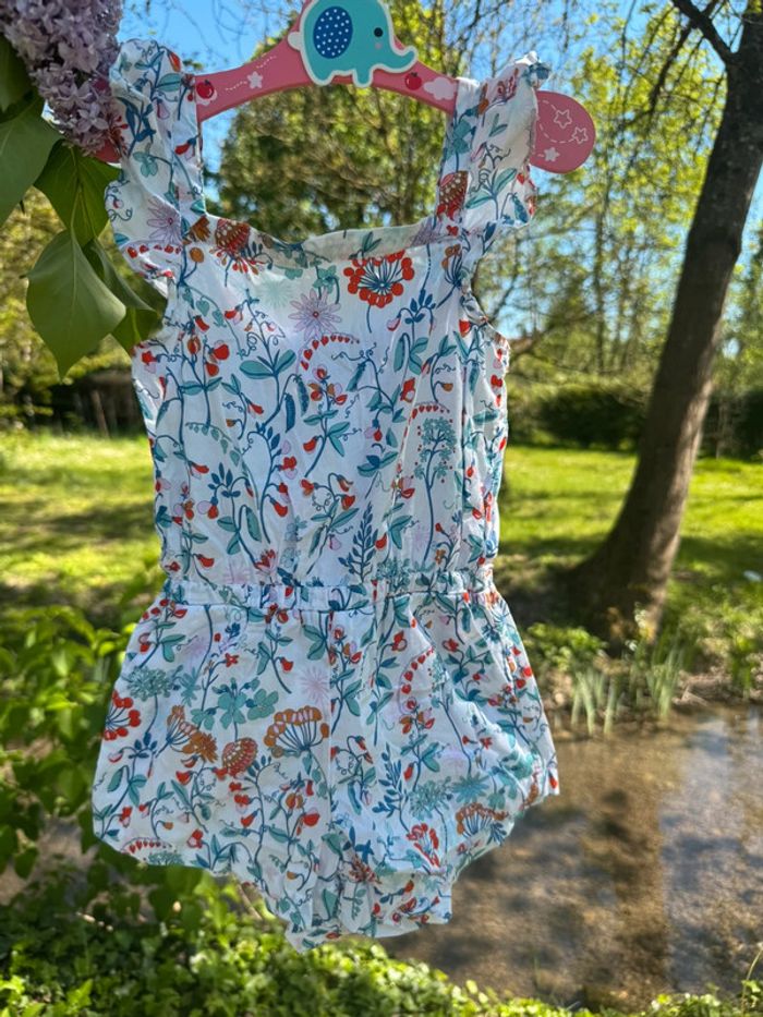 Magnifique combishort jacadi fille 3 ans Liberty neuve sans étiquette - photo numéro 3