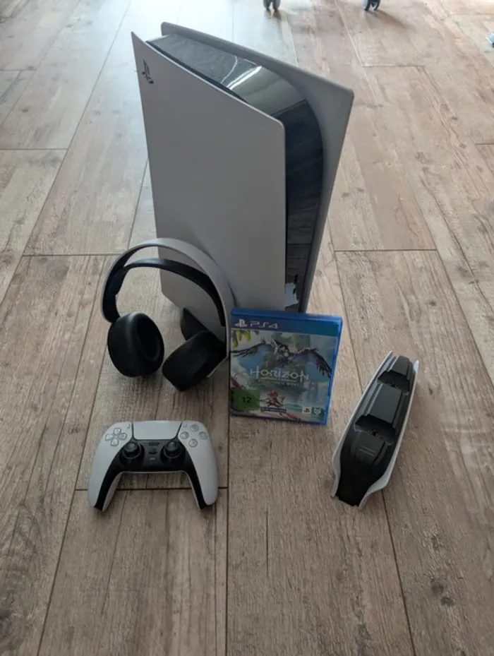 Lecteur de disque Sony Playstation 5 PS5 avec pack d'accessoires
