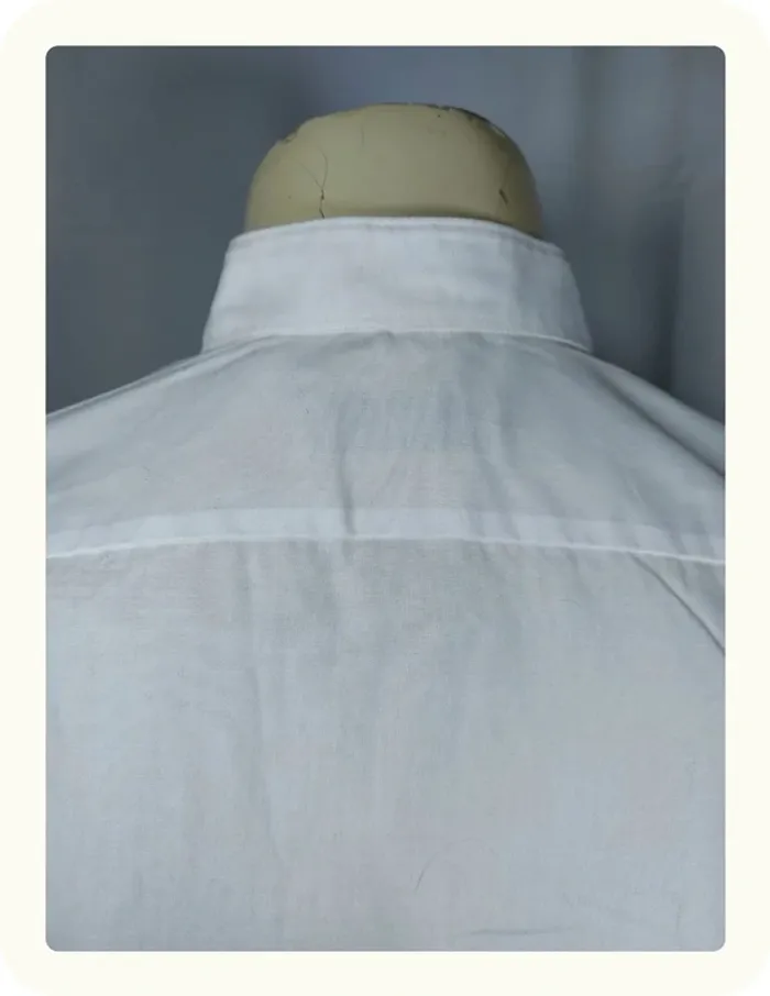Chemise blanche col cassé Pierre Cardin Taille S - photo numéro 5