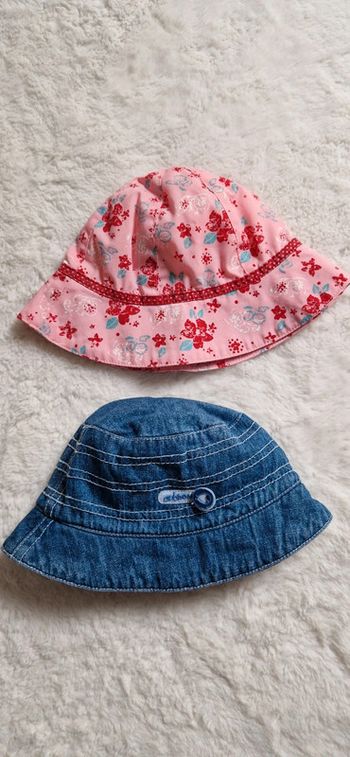 Lot 2 chapeaux Bébé T.1