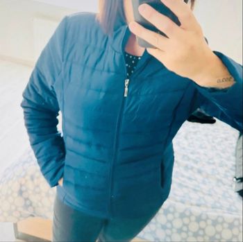 🌼doudoune légère marine taille L🌼