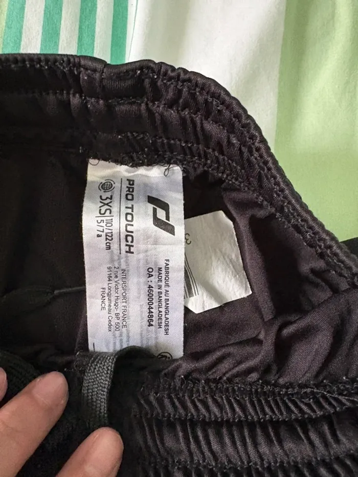 Lot vêtements de sport - photo numéro 5