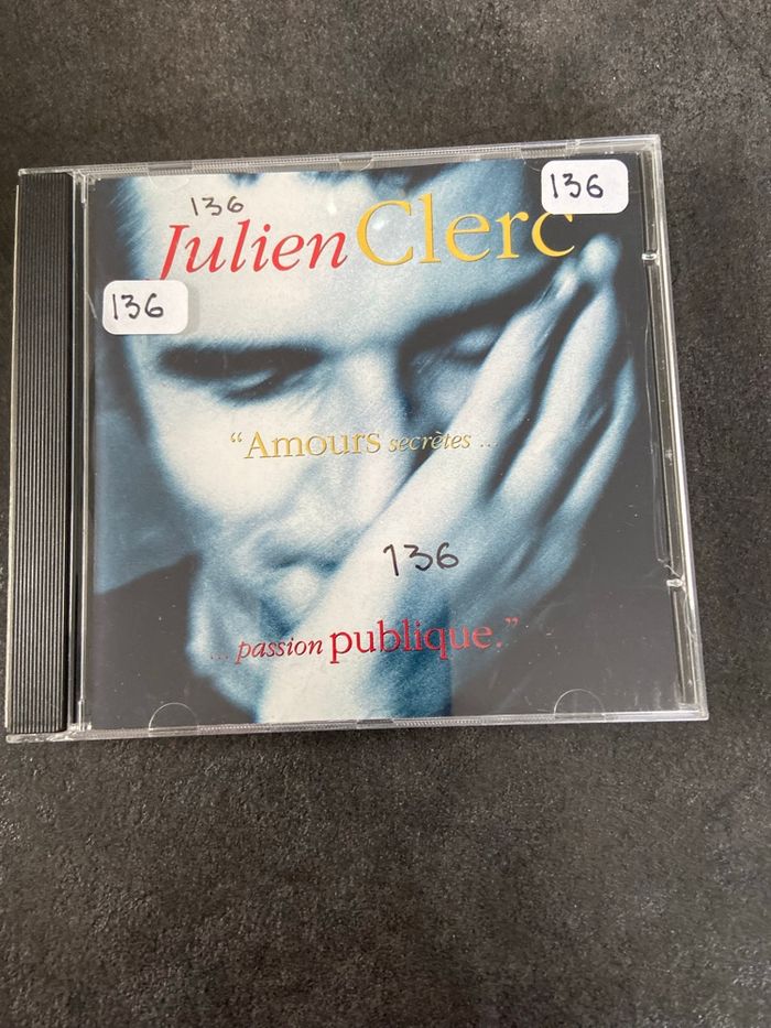 Album Julien Clerc amours secrètes… … passion publique
