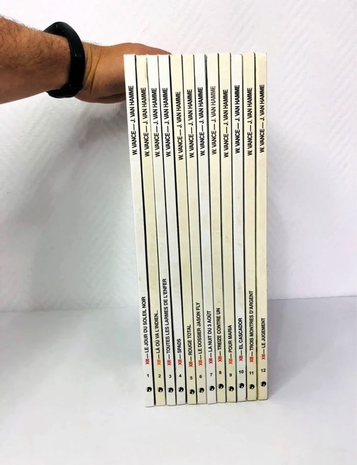XIII tome 1,2,3,4,5,6,7,8,9,10,11,12 - photo numéro 2