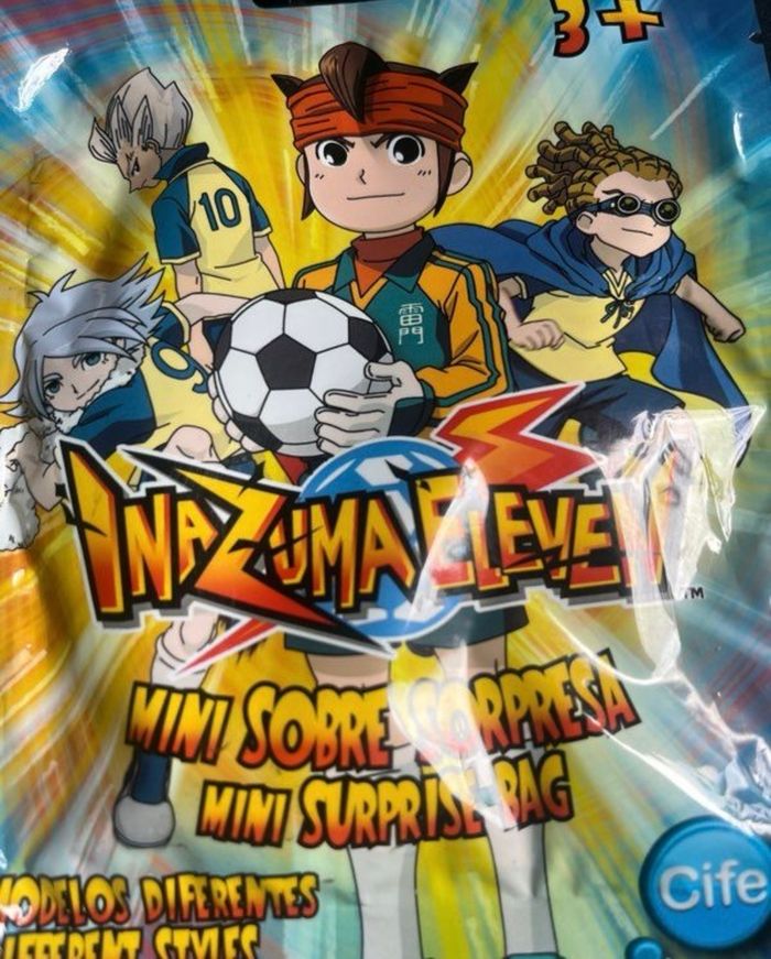 Lot de 5 petites pochettes Invizimals mini surprise - photo numéro 6