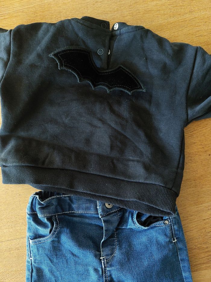 Pull et jean chauve-souris - photo numéro 2