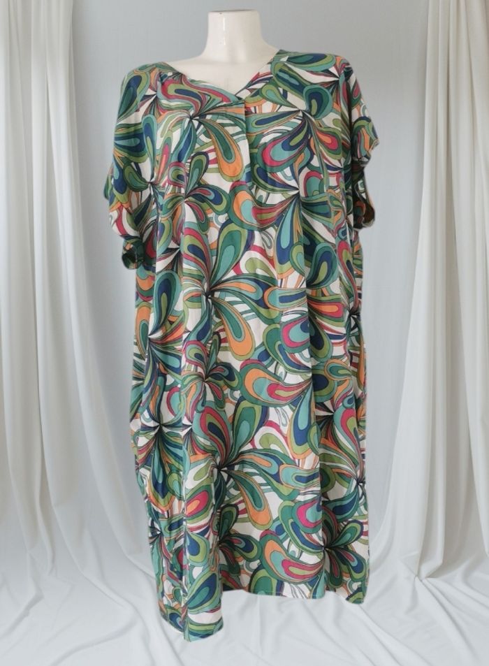 💚🤍Jolie Robe Légère Laura Torelli 💚🤍 - photo numéro 6