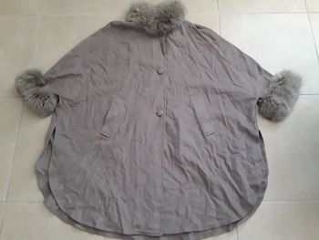 Cape manches papillon et fourrure marron femme taille U WEINBERG NEUVE