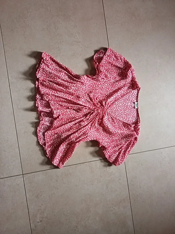Haut fleuri femme