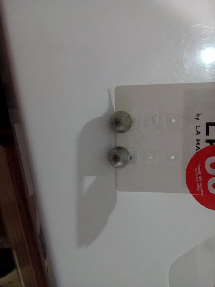 Boucle d'oreille neuve