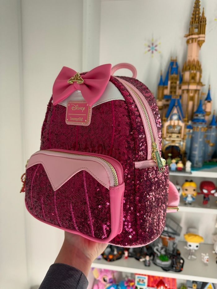 Loungefly sequin Sleeping Beauty - photo numéro 3