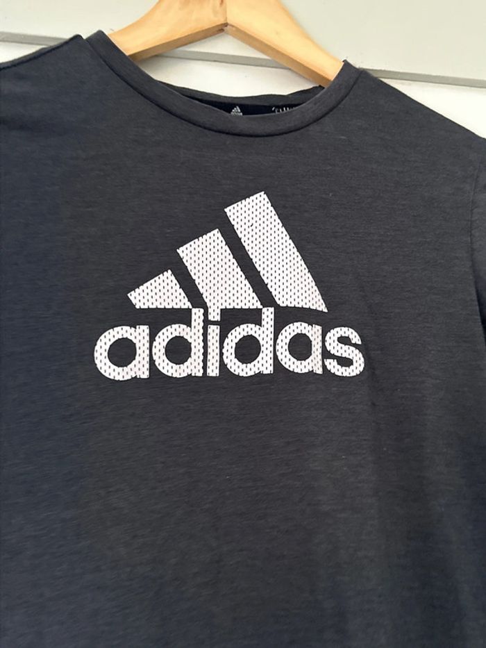 Teeshirt - photo numéro 2