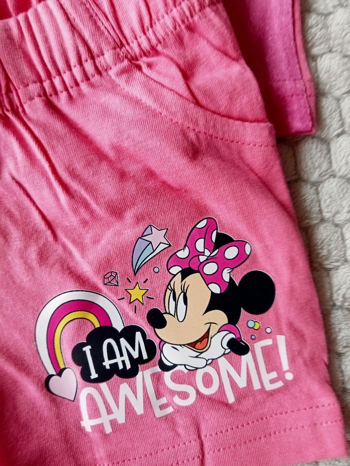 Ensemble ou pyjama short Minnie - photo numéro 4