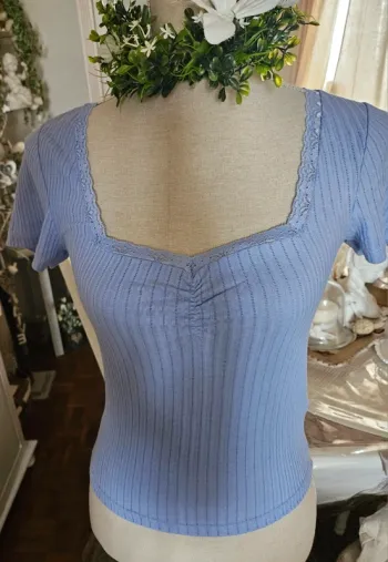 Haut lila kiabi Taille S Neuf