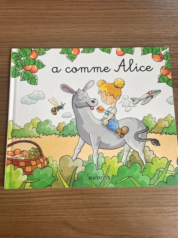A comme Alice livre