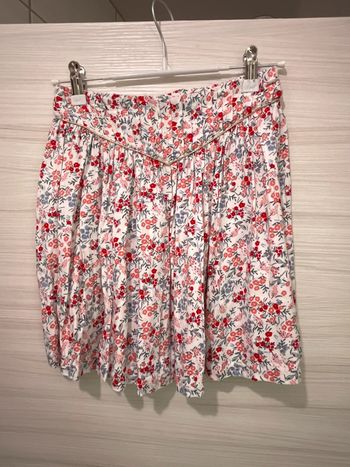 Jupe courte fleuries