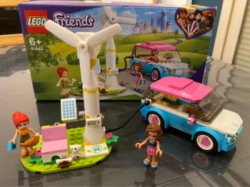 Lego Friends 41443 - La voiture électrique d’Olivia