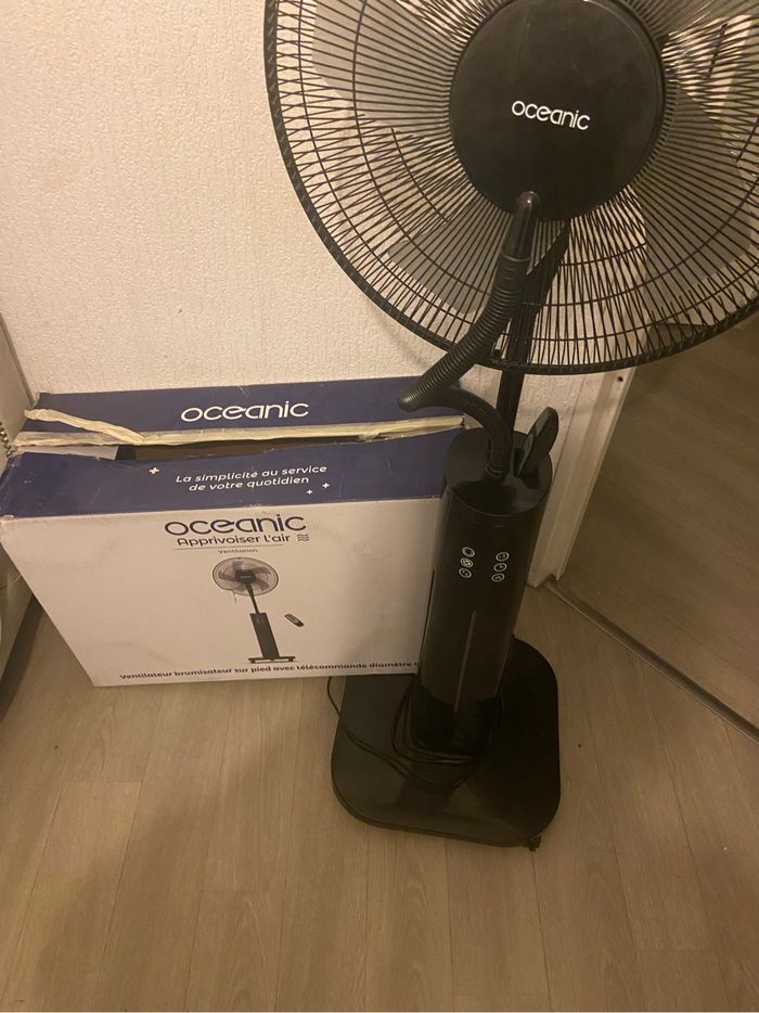 Brumisateur télécommande intégrée - photo numéro 7