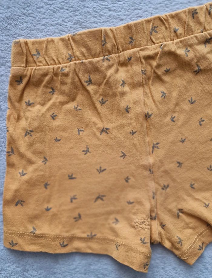 Lot de 2 shorts marine & moutarde - 18M - Gémo (BE avec défauts) - photo numéro 14