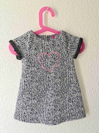 robe blanche et noire  Orchestra