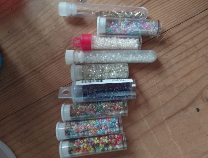 Perles en verre multicolore