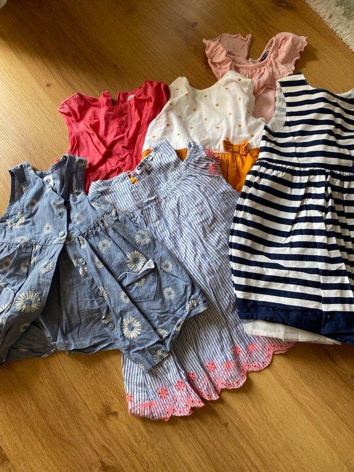 Lot robes 9 mois