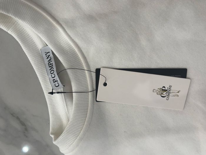Pull CP Company blanc - photo numéro 2
